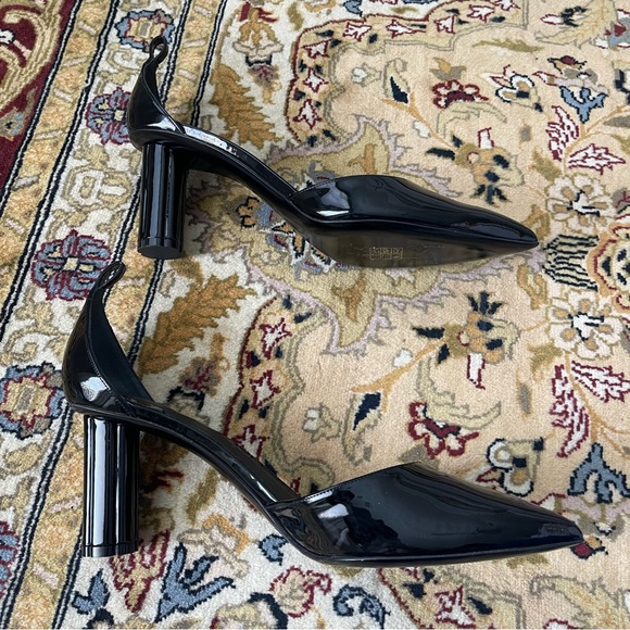 Salvatore Ferragamo Black Patent Leather Pumps - Picture 4 of 10